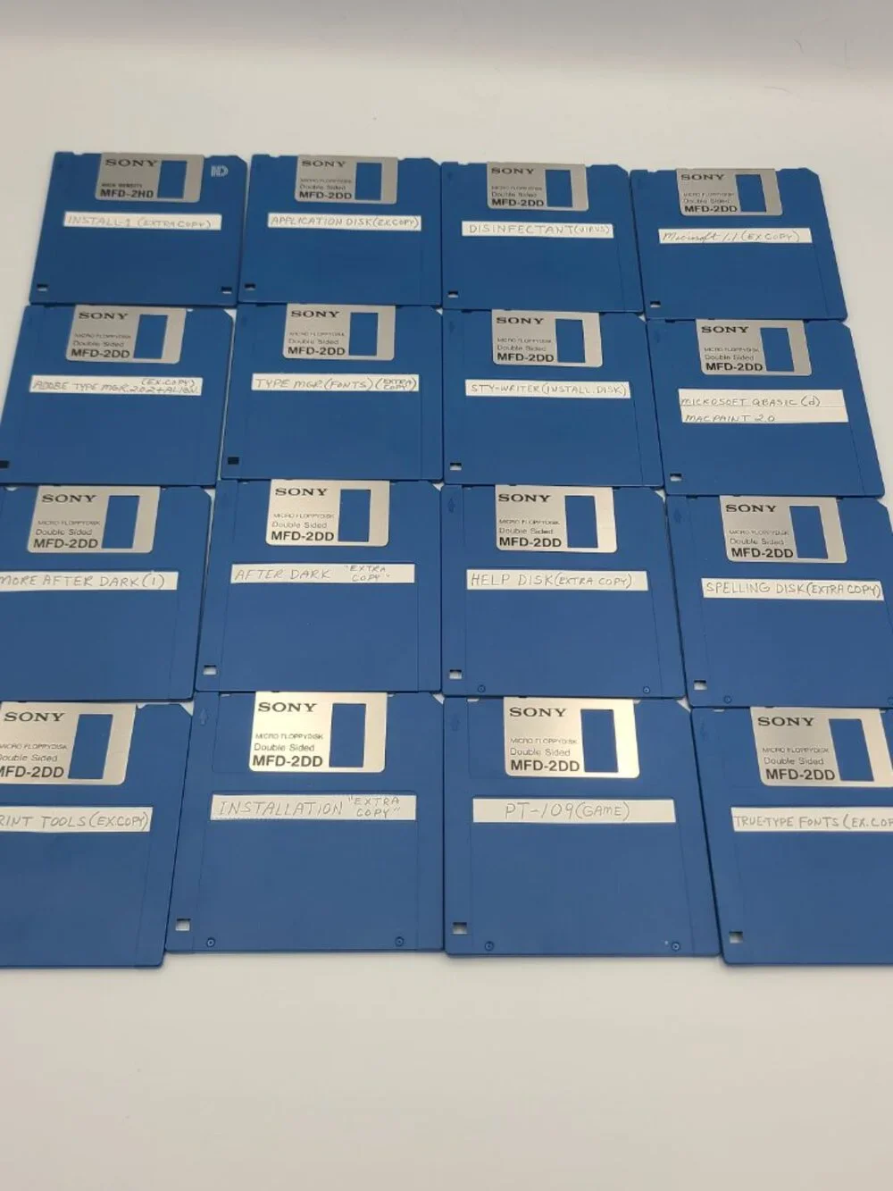 Lot of 22 Sony 3.5” Floppy Micro Floppydisk Double Sided 6 MFD-2HD 16 MFD-2DD